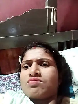 Snapshot of Leelaaji chatting on 04/04/26, 06:05 Leelaaji online show from 04/04/26, 06:05