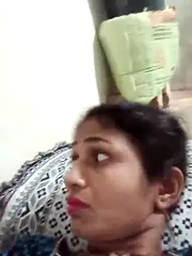Snapshot of Leelaaji chatting on 04/07/26, 05:57 Leelaaji online show from 04/07/26, 05:57