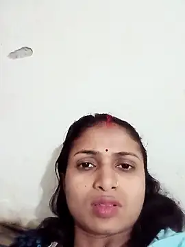 Snapshot of Leelaaji chatting on 04/13/26, 02:11 Leelaaji online show from 04/13/26, 02:11