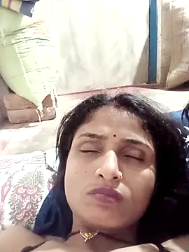 Snapshot of Leelaaji chatting on 05/03/26, 06:36 Leelaaji online show from 05/03/26, 06:36
