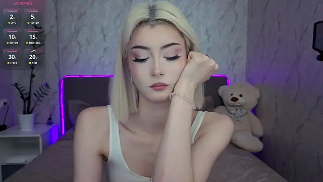 kittysocutie online show from 05/24/26, 12:04