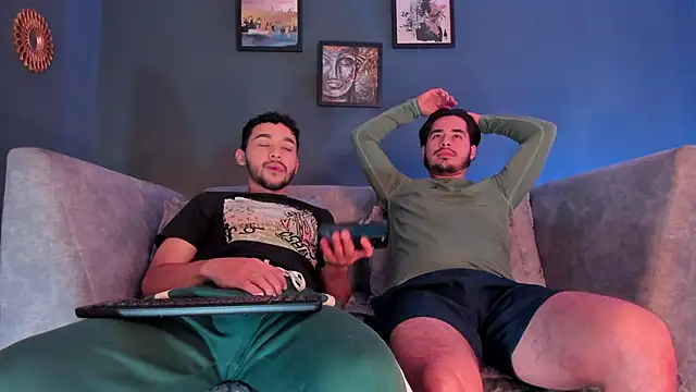 ReubenandScott online show from 04/30/26, 01:28