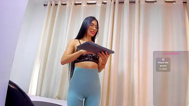 giana gill online show from 04/10/26, 04:44