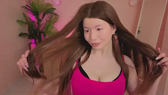 Sophia Everly online show from 05/12/26, 09:50