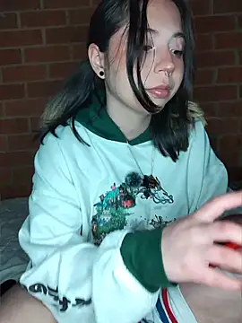 Snapshot of Petite_CherryX chatting on 05/12/26, 01:58 Petite CherryX online show from 05/12/26, 01:58