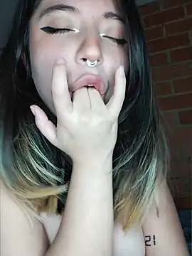 Snapshot of Petite_CherryX chatting on 05/16/26, 02:19 Petite CherryX online show from 05/16/26, 02:19