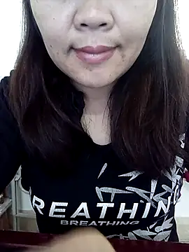 Snapshot of Mii_MiiI chatting on 03/19/26, 08:40 Mii MiiI online show from 03/19/26, 08:40