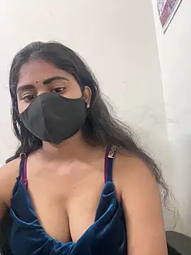 sexy-riyaa43 online show from 03/31/26, 06:08