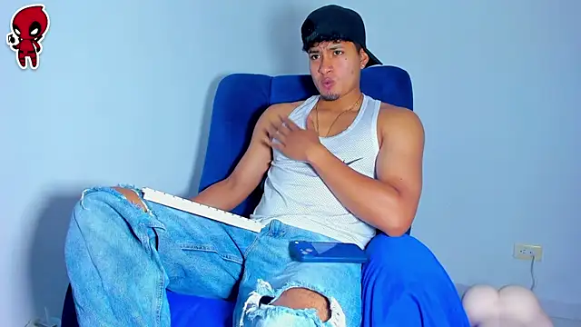Snapshot of Thiago_snoop chatting on 07/31/26, 01:05 Thiago snoop online show from 07/31/26, 01:05