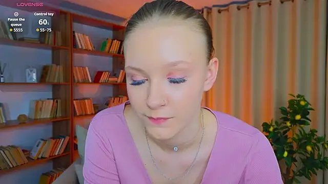 StaceyyJones online show from 04/22/26, 01:56