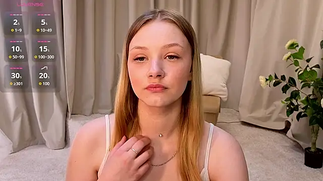 StaceyyJones online show from 06/08/26, 11:21