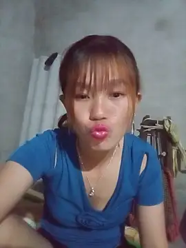 Snapshot of gogo-min chatting on 05/14/26, 02:02 gogo-min online show from 05/14/26, 02:02
