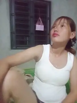 Snapshot of gogo-min chatting on 05/17/26, 01:18 gogo-min online show from 05/17/26, 01:18