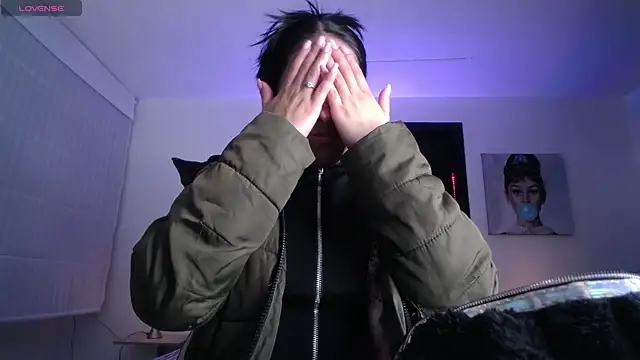 Melannyy V online show from 04/26/26, 01:09
