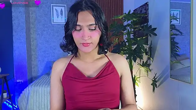 Snapshot of Zoee_Kiss_ chatting on 07/07/26, 05:21 Zoee Kiss online show from 07/07/26, 05:21