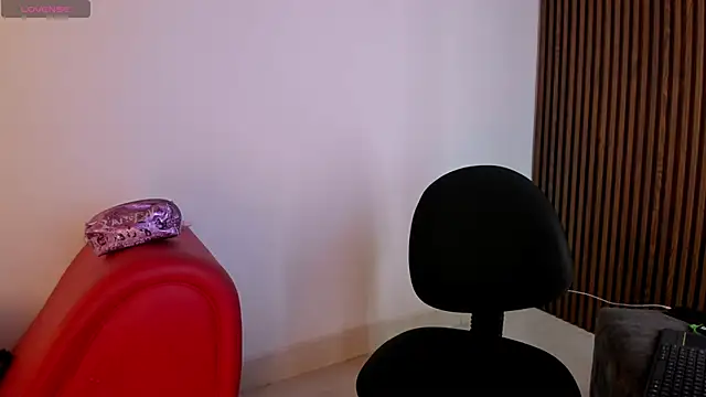 CandyGlow  online show from 05/02/26, 06:57