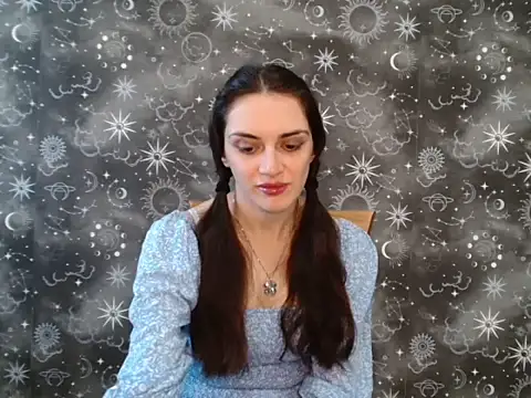 Snapshot of RoxiCherry chatting on 04/14/26, 06:30 RoxiCherry online show from 04/14/26, 06:30