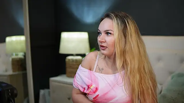 DaliaParis online show from 07/06/26, 08:33