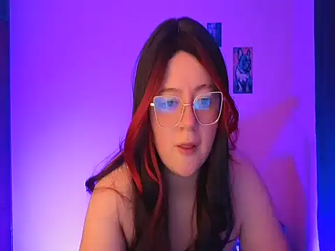 Snapshot of Gigi_hart7 chatting on 04/14/26, 02:39 Gigi hart7 online show from 04/14/26, 02:39