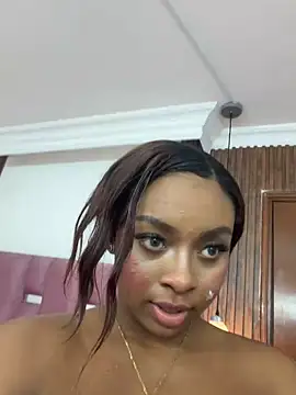 Kloe rousse01 online show from 04/28/26, 02:27