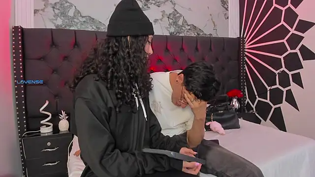 ArthurAndAllice online show from 03/21/26, 05:56