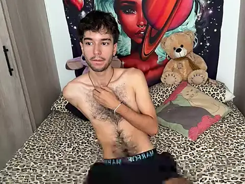 Snapshot of Adrien_polo chatting on 05/01/26, 04:00 Adrien polo online show from 05/01/26, 04:00