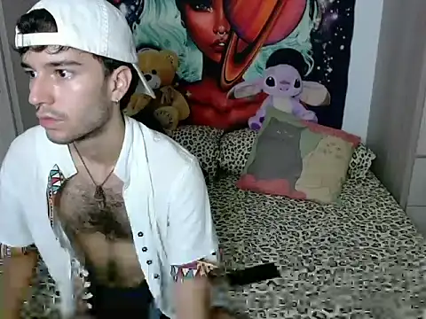 Snapshot of Adrien_polo chatting on 05/18/26, 05:46 Adrien polo online show from 05/18/26, 05:46