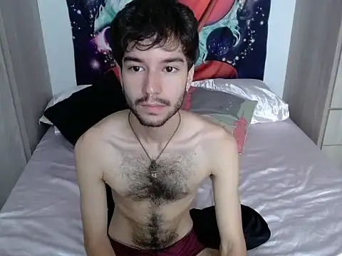 Snapshot of Adrien_polo chatting on 05/30/26, 02:58 Adrien polo online show from 05/30/26, 02:58