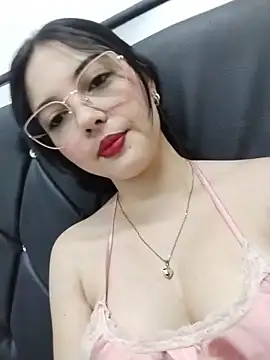 Snapshot of veleria_allurin chatting on 06/21/26, 04:09 veleria allurin online show from 06/21/26, 04:09