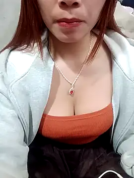 cute-baby-zz online show from 03/22/26, 09:56