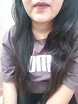 Snapshot of neelam_rawat chatting on 05/08/26, 06:02 neelam rawat online show from 05/08/26, 06:02