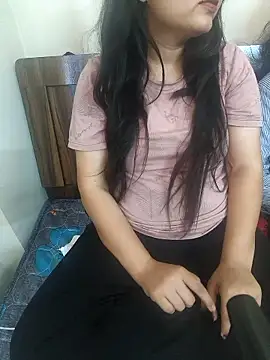 Snapshot of neelam_rawat chatting on 05/14/26, 06:42 neelam rawat online show from 05/14/26, 06:42