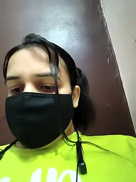 REENA-STRIP online show from 05/08/26, 06:19