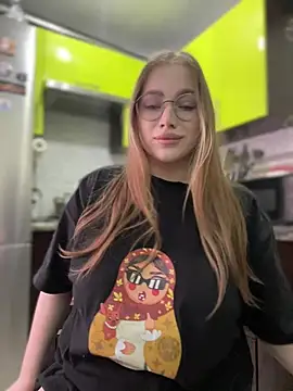 milana millka online show from 04/16/26, 10:16