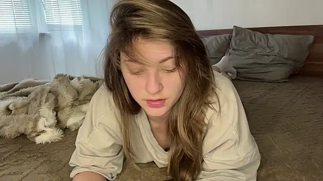 1Kellynaive online show from 05/26/26, 03:08
