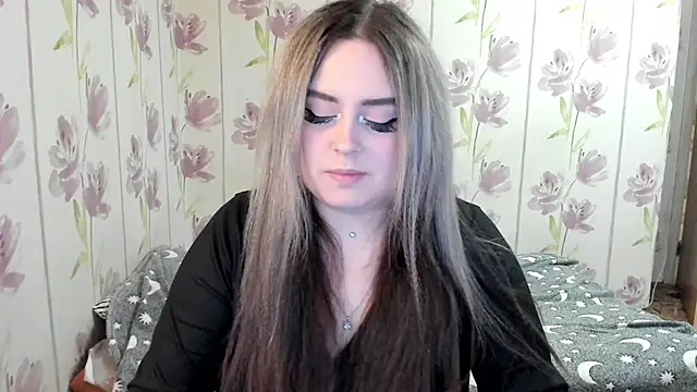 Snapshot of Agathameoww chatting on 04/29/26, 08:04 Agathameoww online show from 04/29/26, 08:04