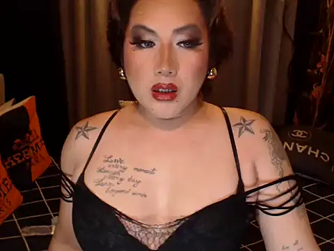 Snapshot of YourMistressAggy chatting on 05/16/26, 04:09 YourMistressAggy online show from 05/16/26, 04:09