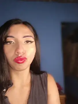 dulce soph online show from 03/29/26, 05:51