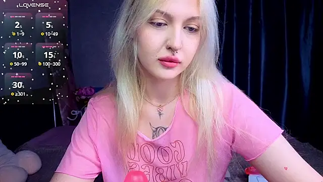 BlondieSummer online show from 07/13/26, 06:22