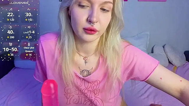 BlondieSummer online show from 07/16/26, 06:14