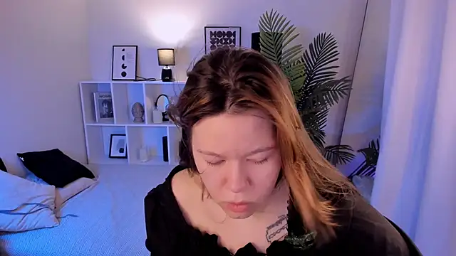 Vanessa ama online show from 05/01/26, 05:50