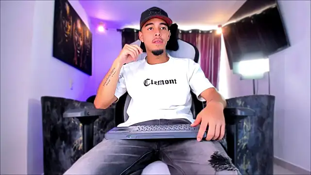 victor ospina online show from 03/19/26, 03:27