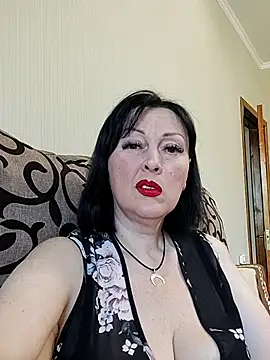 Snapshot of HelgaDennis chatting on 07/07/26, 07:34 HelgaDennis online show from 07/07/26, 07:34