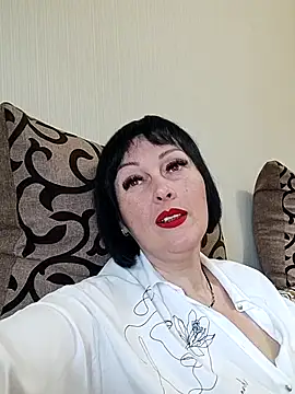 Snapshot of HelgaDennis chatting on 07/13/26, 06:38 HelgaDennis online show from 07/13/26, 06:38