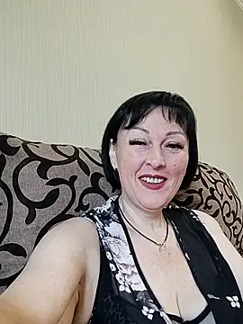 Snapshot of HelgaDennis chatting on 07/14/26, 05:56 HelgaDennis online show from 07/14/26, 05:56