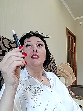 Snapshot of HelgaDennis chatting on 07/23/26, 06:33 HelgaDennis online show from 07/23/26, 06:33