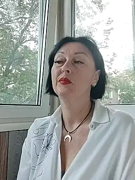 Snapshot of HelgaDennis chatting on 07/31/26, 02:55 HelgaDennis online show from 07/31/26, 02:55