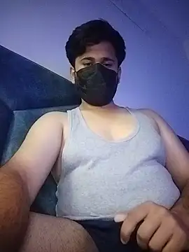 Small dick 069 online show from 06/01/26, 06:31