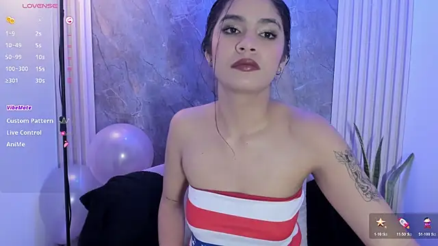 Snapshot of alina_sauvage chatting on 06/18/26, 06:12 alina sauvage online show from 06/18/26, 06:12