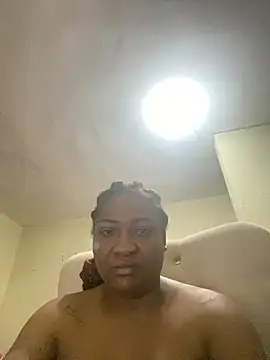 Snapshot of SnowyBlink866 chatting on 03/21/26, 02:16 SnowyBlink866 online show from 03/21/26, 02:16